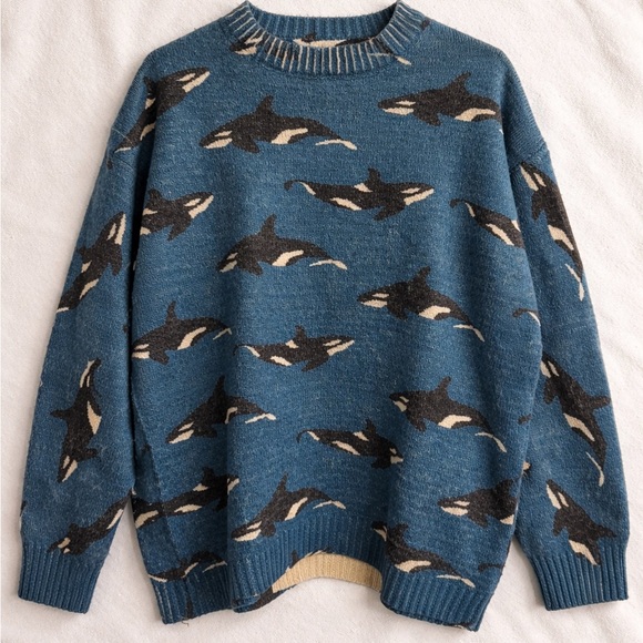 Blue Orca Pattern Sweater - Picture 1 of 2